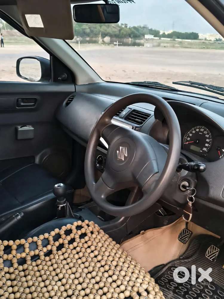 Maruti Suzuki Swift Dzire 2010