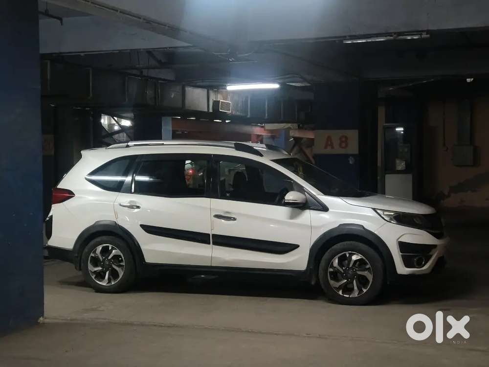 Honda Br-v 2017 Cng & Hybrids Well Maintained