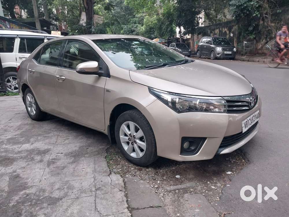 Toyota Corolla Altis 1.8 G, 2015, Petrol