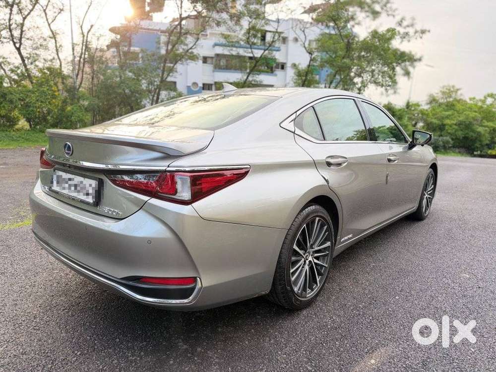 Lexus Es 300h Exquisite, 2023, Petrol
