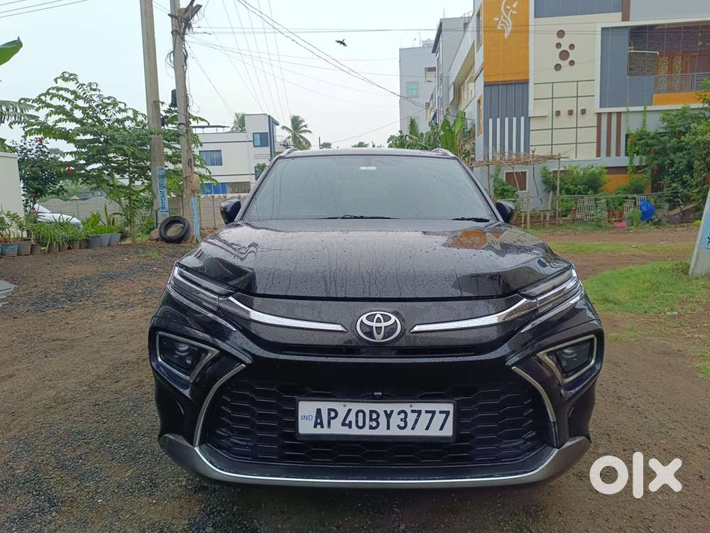Toyota Urban Cruiser Hyryder 2024 Petrol Well Maintained