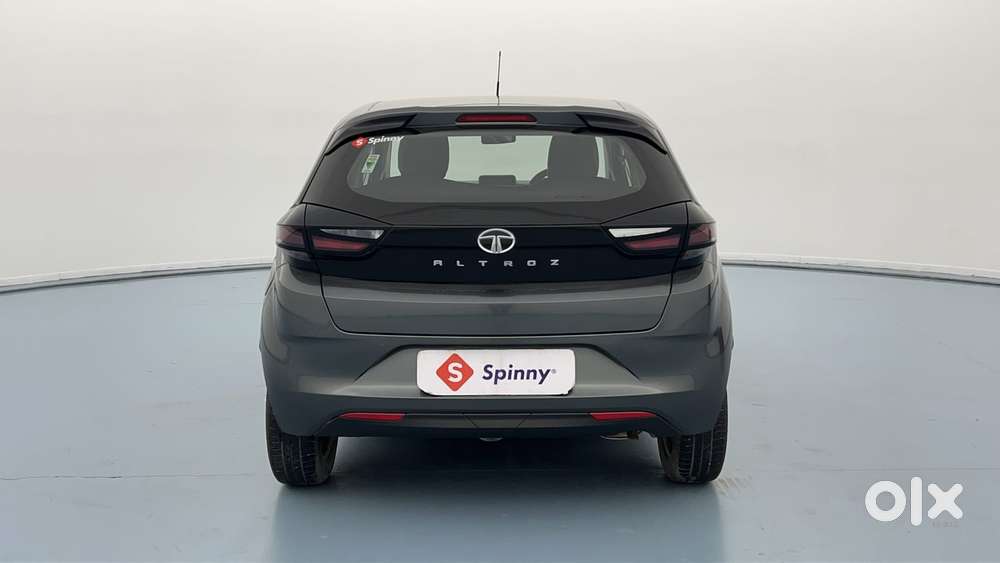Tata Altroz 1.2 Xm Plus, 2022, Petrol