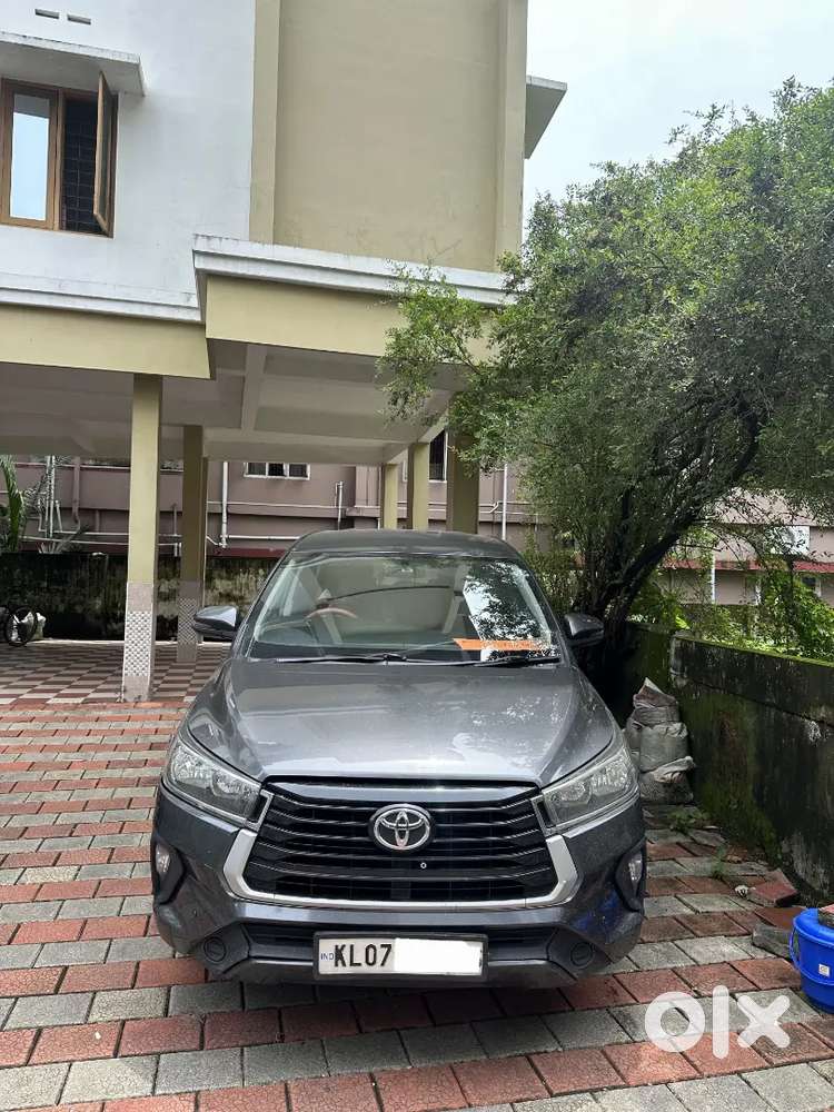 2017 Model Innova Crysta 2.4 G Manual Diesel