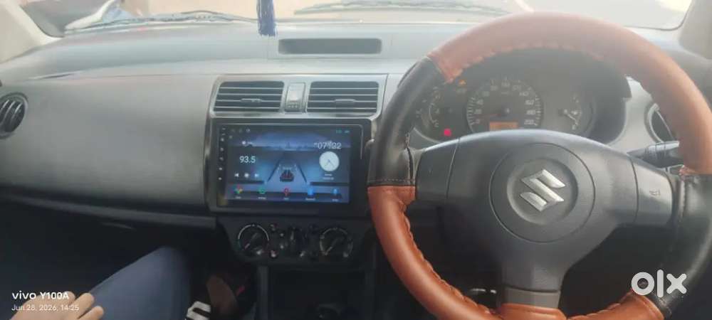 Maruti Suzuki Swift 2010