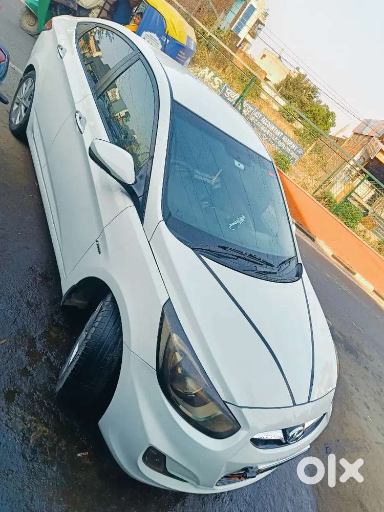 Hyundai Verna 2011 Disember.  Diesel Well Maintained Mint Condition