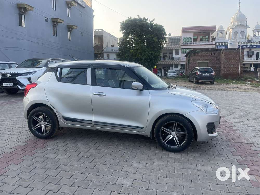 Maruti Suzuki Swift Vxi + Manual, 2019, Petrol