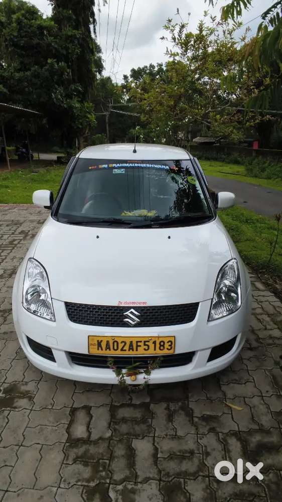Maruti Suzuki Dzire Tour 2016