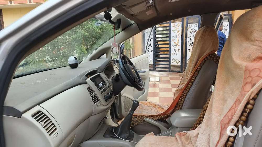 Toyota Innova 2012 Diesel Well Maintained