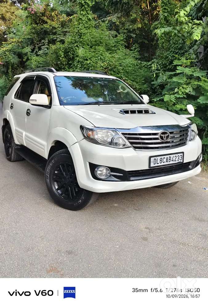 Toyota Fortuner Diesel Manual 2015 Delhi Registration