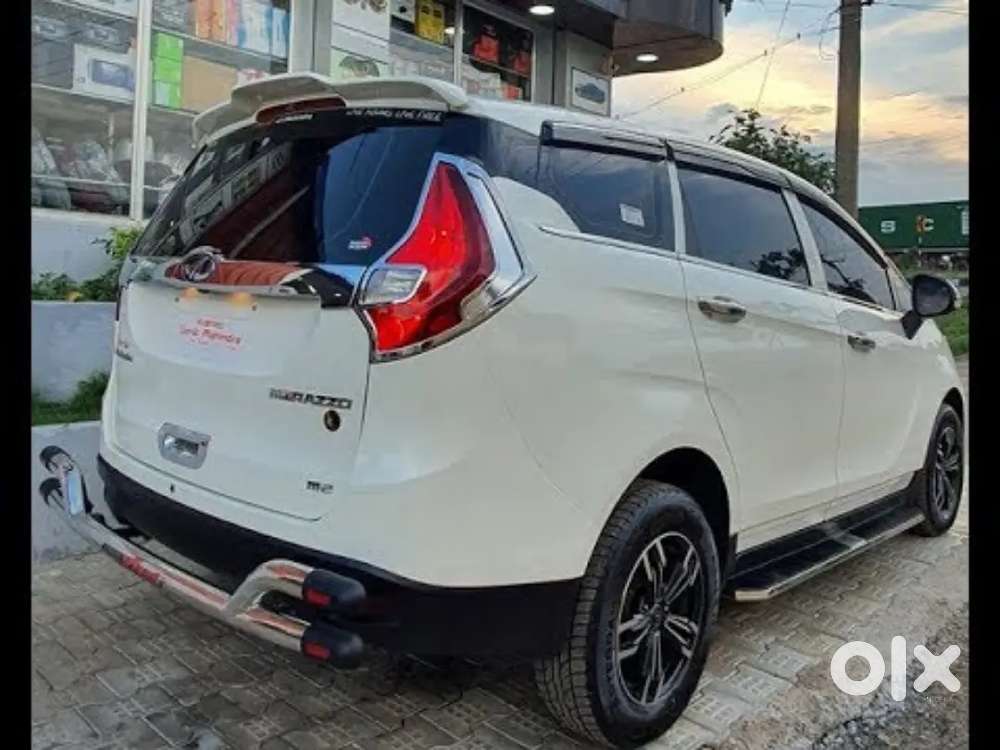 Mahindra Marazzo Diesel 2018