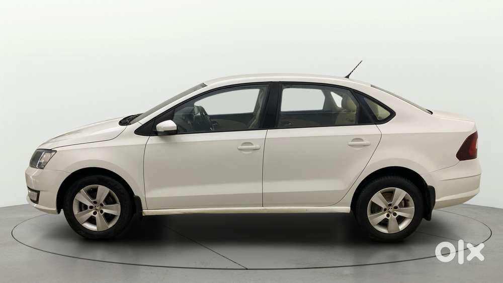 Skoda Rapid 1.6 Mpi Ambition, 2017, Petrol