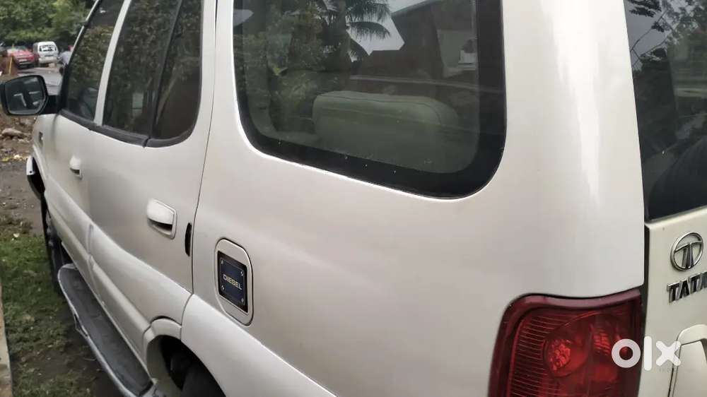 Tata Safari 2010