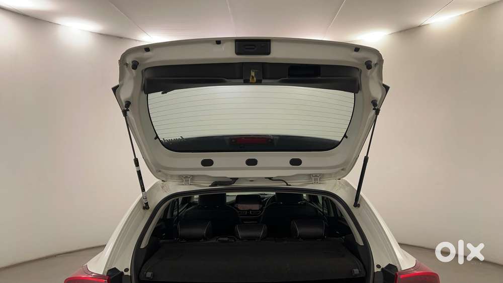 Maruti Suzuki Baleno 1.2 Alpha At, 2025, Petrol