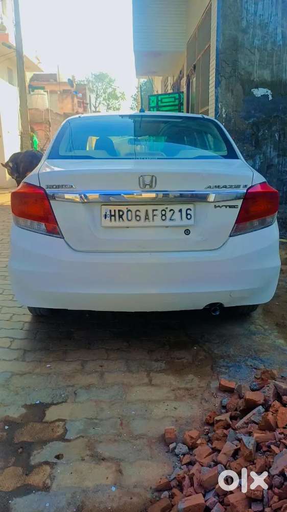 Honda Amaze 2015 Cng & Hybrids 64532 Km Driven