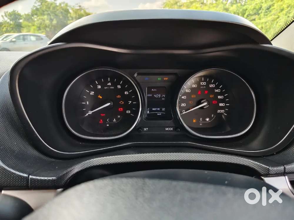 Tata Nexon 1.2 Revotron Xza Plus, 2018, Petrol