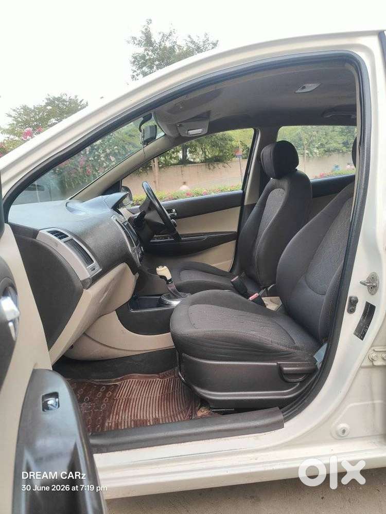 Hyundai I20 Sportz Option 1.4 Crdi, 2012, Diesel