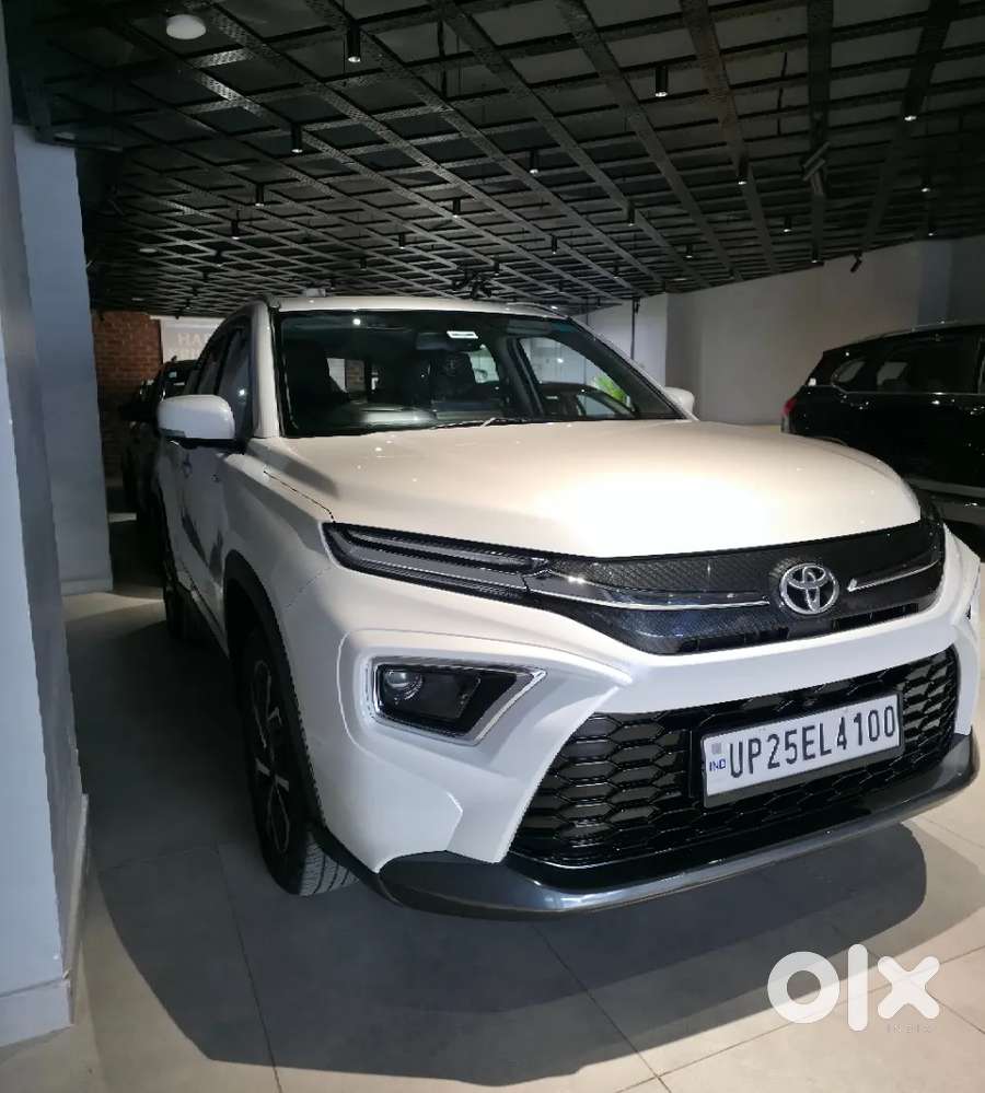 Toyota Urban Cruiser Hyryder, 2025, Petrol