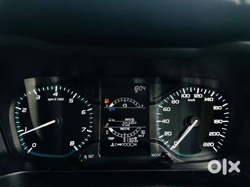 Tata Altoz Petrol 2024