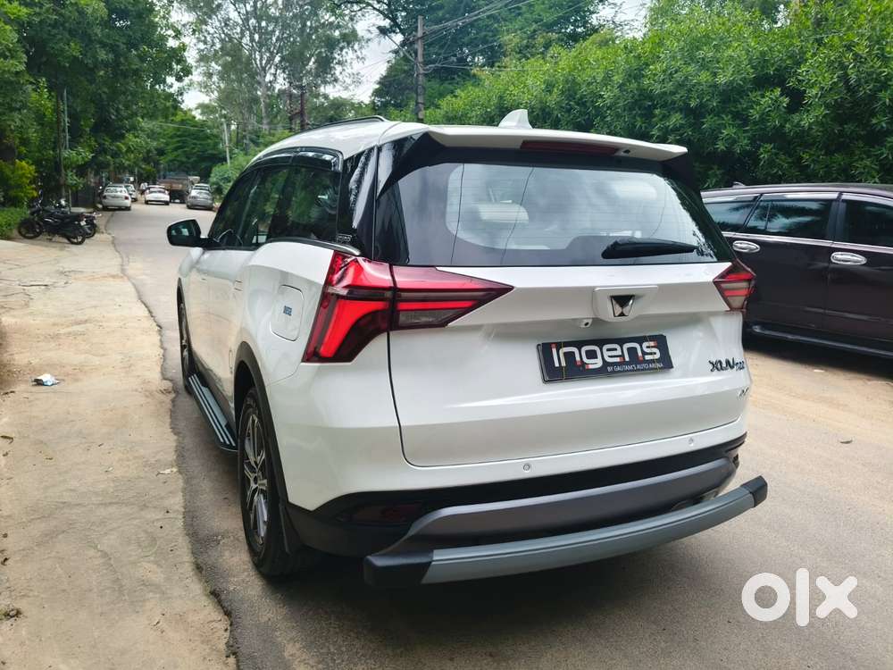Mahindra Xuv700 2.2 Ax 7 Diesel At Str, 2023, Diesel