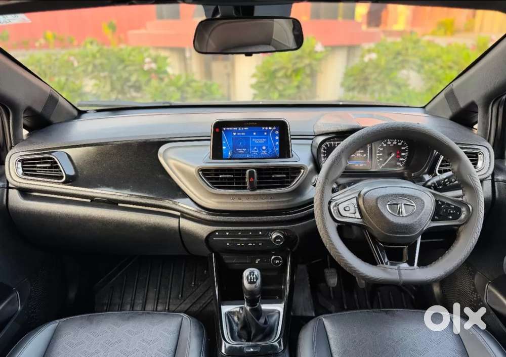 Tata Altroz 1.2 Xz Plus Dark Edition, 2022, Petrol
