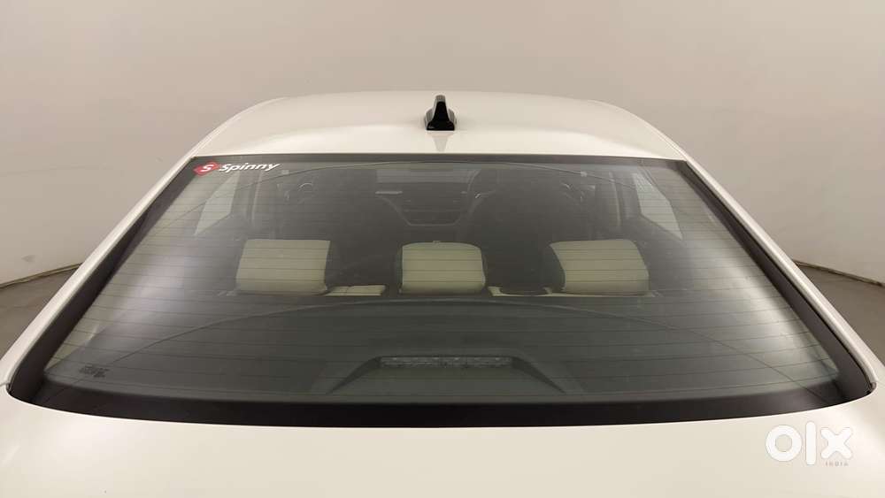 Skoda Slavia Ambition 1.0l Tsi Mt, 2023, Petrol