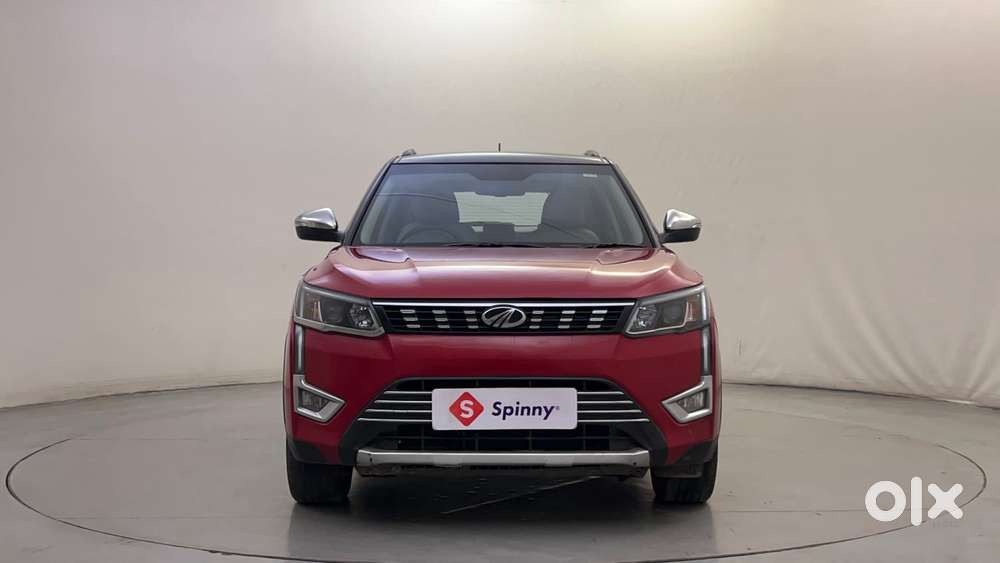 Mahindra Xuv300 W8 (o) 1.5 Diesel Amt Dual Tone, 2021, Diesel