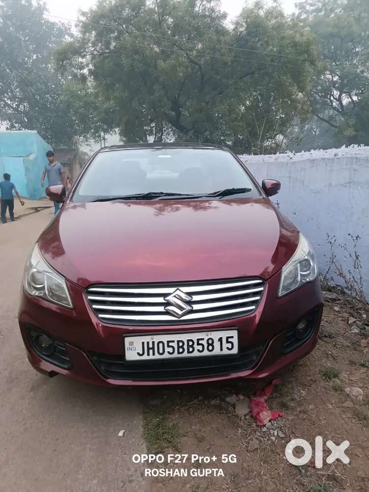 2 Key Available In This Car