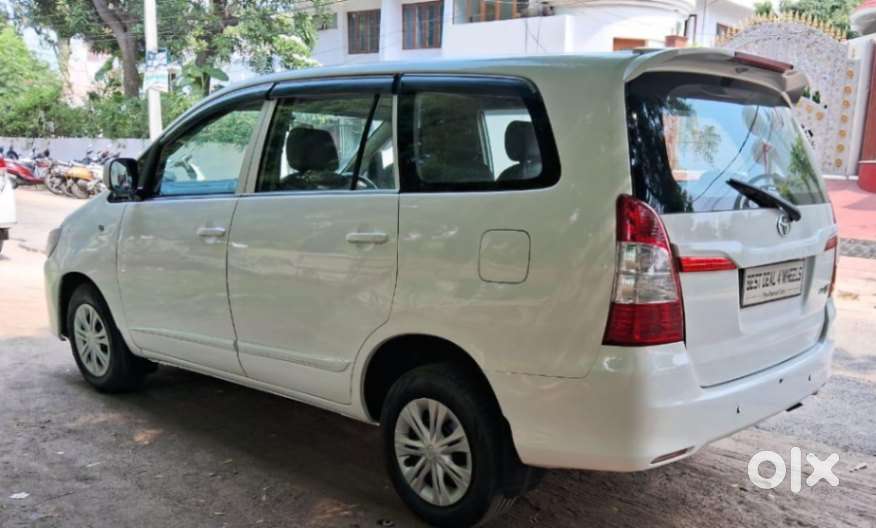 Toyota Innova 2.5 G (diesel) 7 Seater, 2015, Diesel