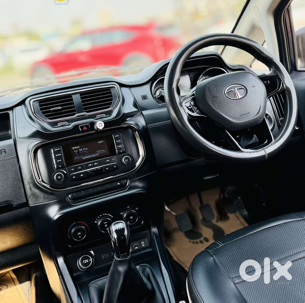 Tata Hexa 2.2 Xe 4x2 7 Str, 2018, Diesel