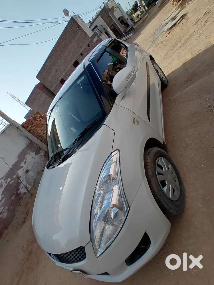 Maruti Suzuki Swift Lxi 2014