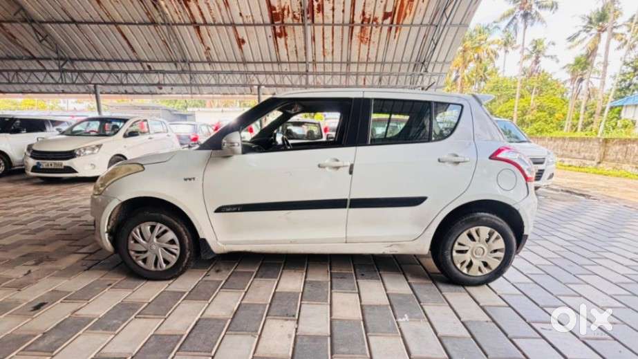 Maruti Suzuki Swift Vxi, 2015, Petrol