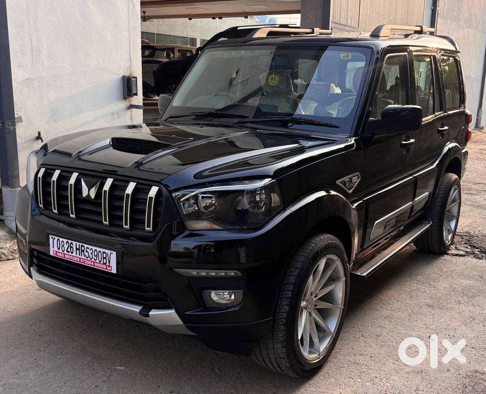 Mahindra Scorpio Classic, 2026, Diesel