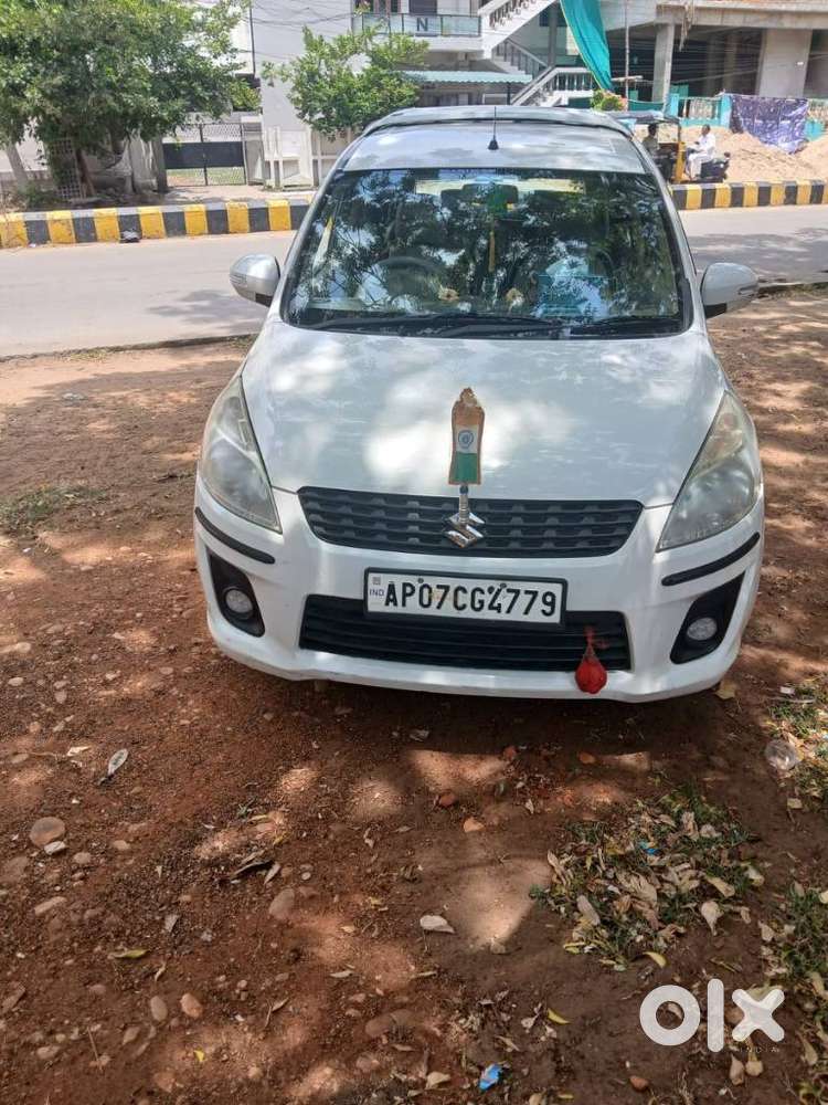 Maruti Suzuki Ertiga Vdi, 2014