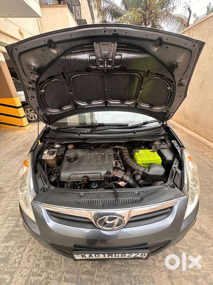 Hyundai I20 Asta 1.4 Crdi With Avn 6 Speed, 2011, Diesel