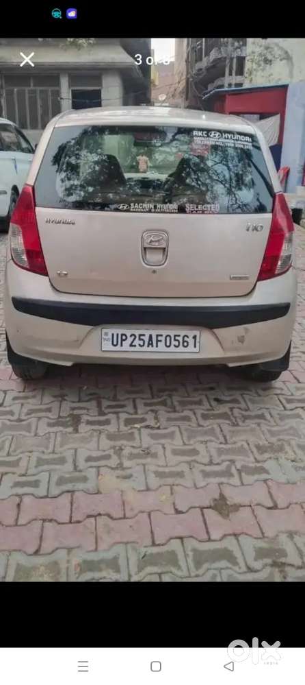 I10 मैग्ना 1.2 पावर स्टीयरिंग एलसीडी लगी हुई है