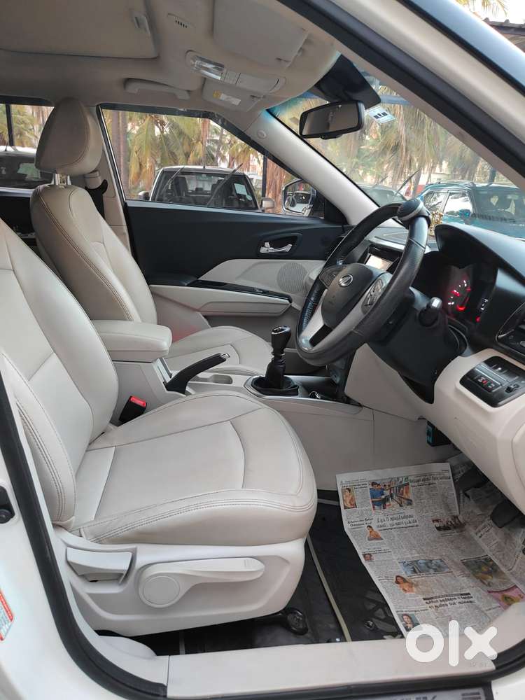 Mahindra Xuv300 W8 Option Dual Tone Diesel, 2019, Diesel