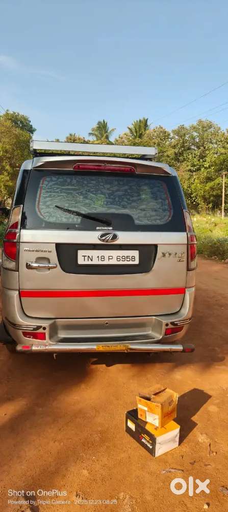 Mahindra Xylo 2013