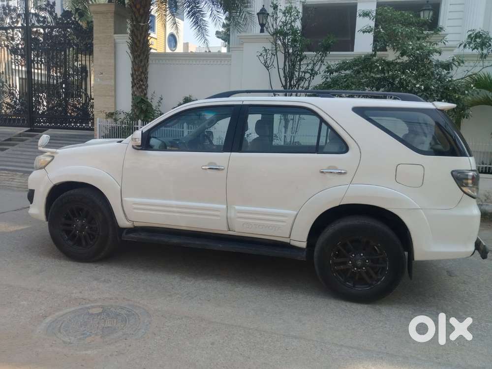 Toyota Fortuner 3.0 4x2 Automatic, 2013, Diesel