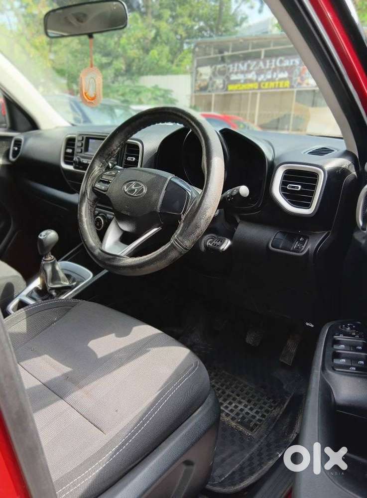 Hyundai Venue S, 2022, Petrol