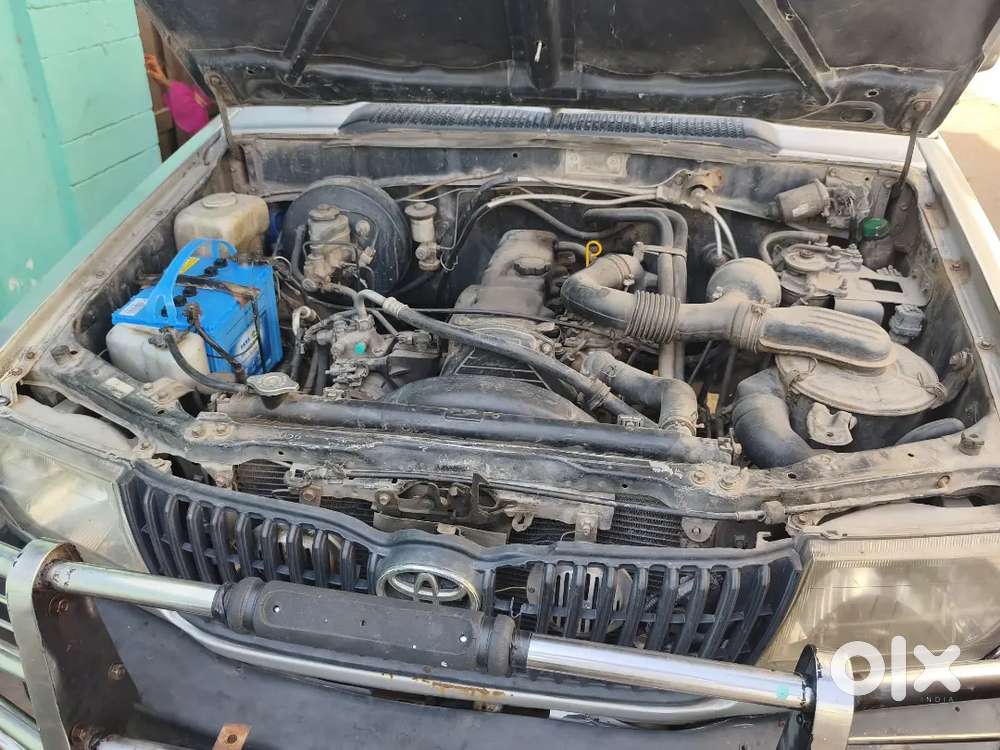 Toyota Qualis 2003 Model Power Steering 4 Mrf New Tyers 1 Stephni