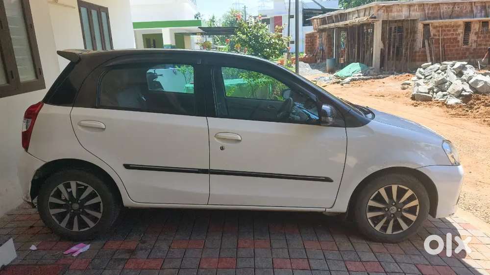 Toyota Etios Liva 2018 V Dual Tone