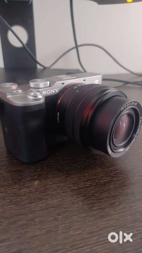 Sony Alpha ILCE-7CL with 28-60mm Zoom Lens Cameras Lenses