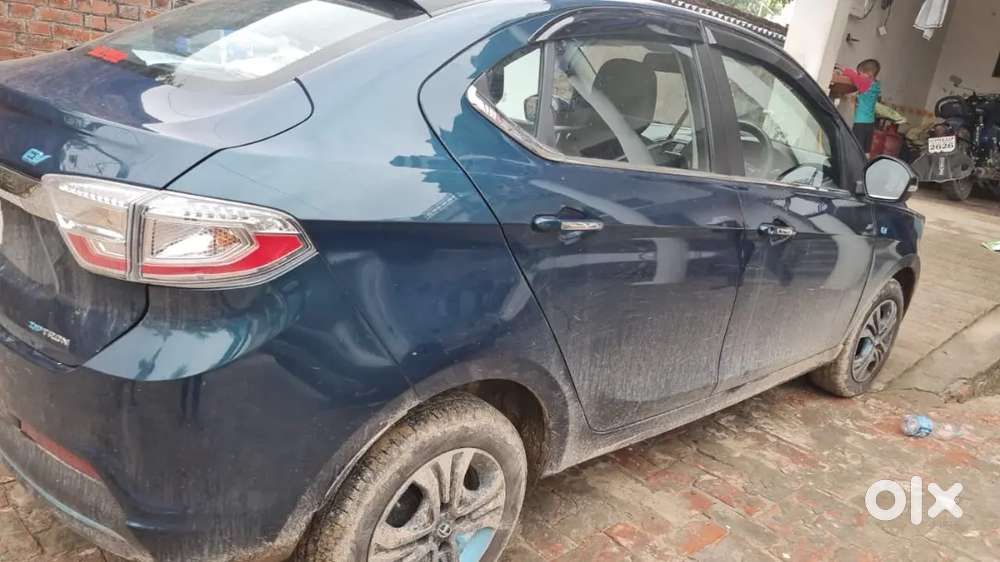 बेहद कम चली हुई नई जैसी Tata Tigor Ev (इलेक्ट्रिक कार)