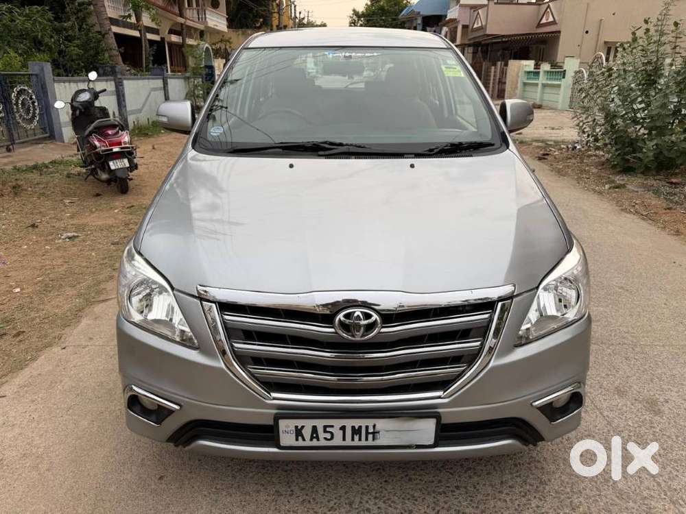 Toyota Innova 2.5 V 8 Str, 2015, Diesel