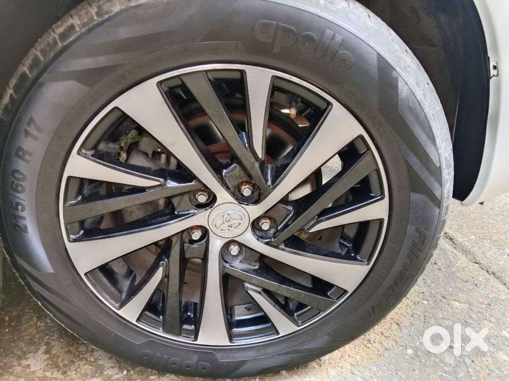 Toyota Innova Crysta 2.4 G Mt 8s, 2019, Diesel