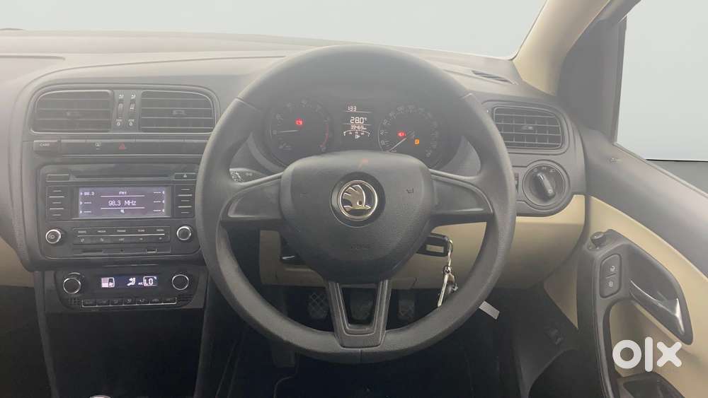 Skoda Rapid 1.0 Tsi Active, 2020, Petrol