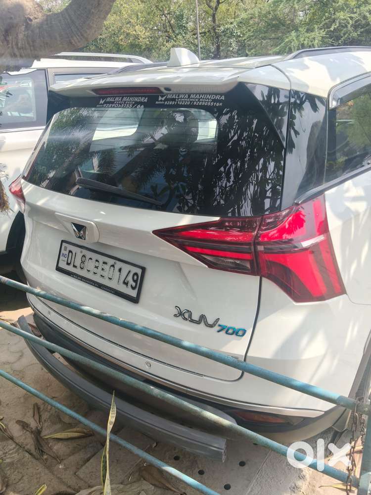 Mahindra Xuv700 2.0 Ax 5 Petrol Mt Str, 2022, Petrol