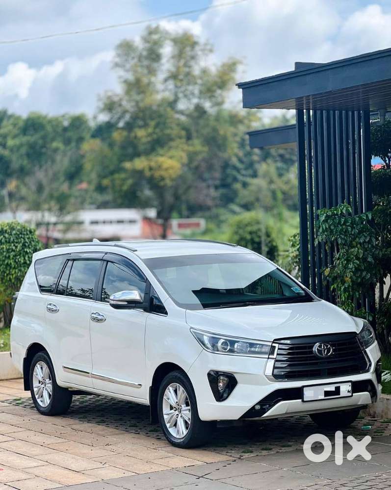 Toyota Innova Crysta 2.5z, 2016, Diesel