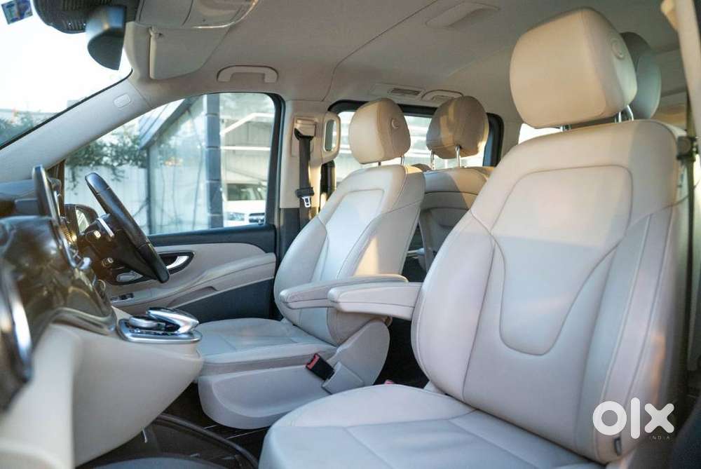 Mercedes-benz V-class 2.1 220 Expression Diesel At, 2021, Diesel