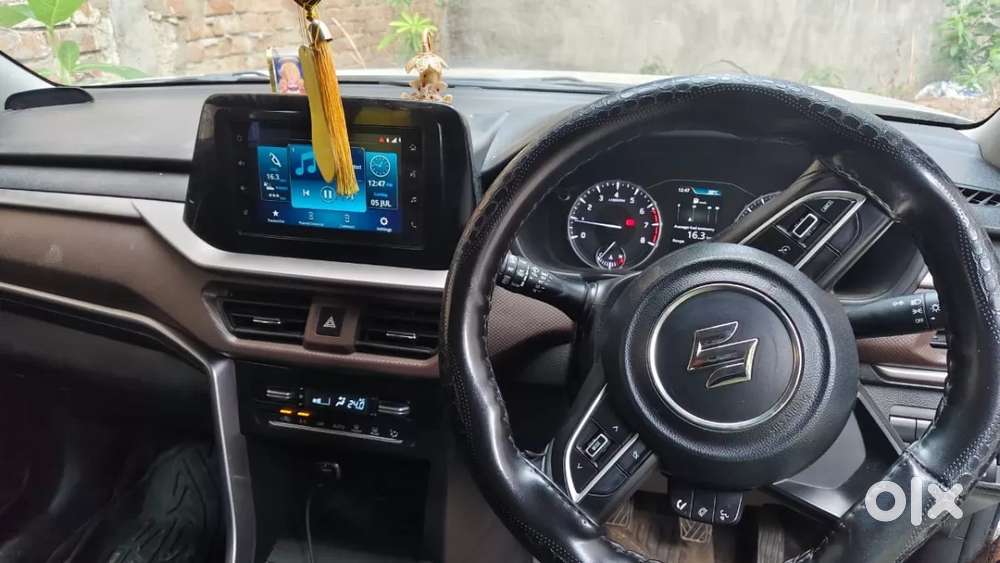 Maruti Suzuki Brezza Zxi S-cng, 2022, Petrol
